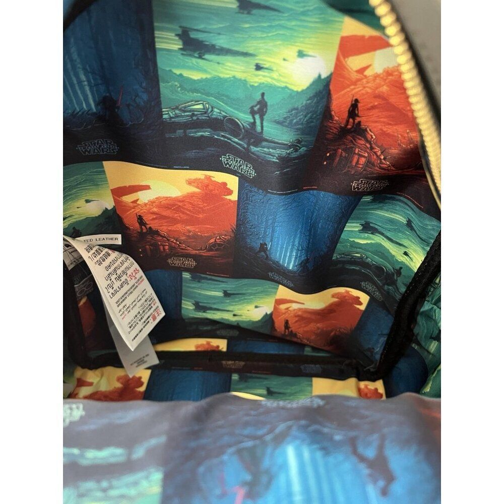 Loungefly Star Wars The Force Awakens Disney Parks 100 Mini Triple Zip Backpack - Picture 6 of 6